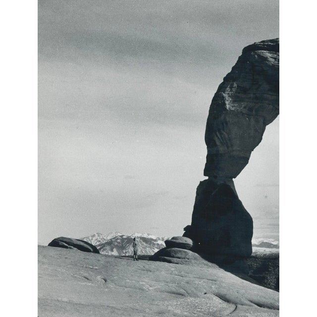 Arches Nationalpark, Utah, USA, 1960s, Black & White Photograph For Sale - Image 4 of 5