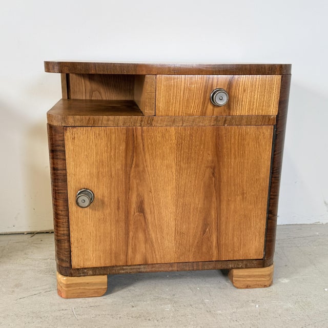1950s Art Deco Streamline Bedside Tables, 1950s, Set of 2 For Sale - Image 5 of 16