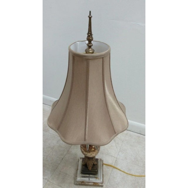 1990s Fine Art Lamps Gold Gilt Mercury Glass Italian Regency Column Table Lamp Shade For Sale - Image 4 of 7