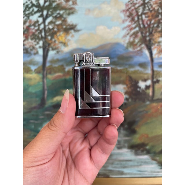 Brown Pair of Vintage Tabletop Lighters - Art Deco CMC Continental and Mid-Century Prince Lighter Japan. For Sale - Image 8 of 10