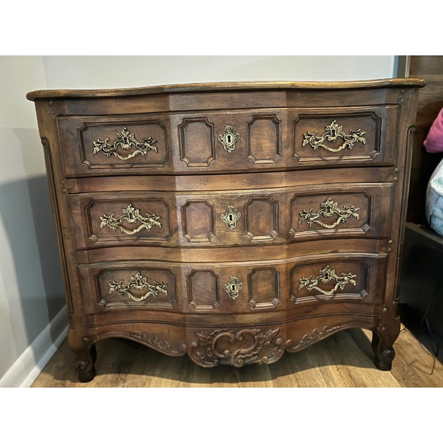 Baker Furniture Company Pair, Baker Collector's Edition French Country Style 3 Drawer Commode For Sale - Image 4 of 11