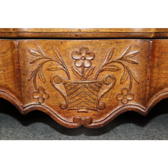Fine Quality Auffray Attributed Country French Commode With Italian Paper Lining For Sale - Image 12 of 12