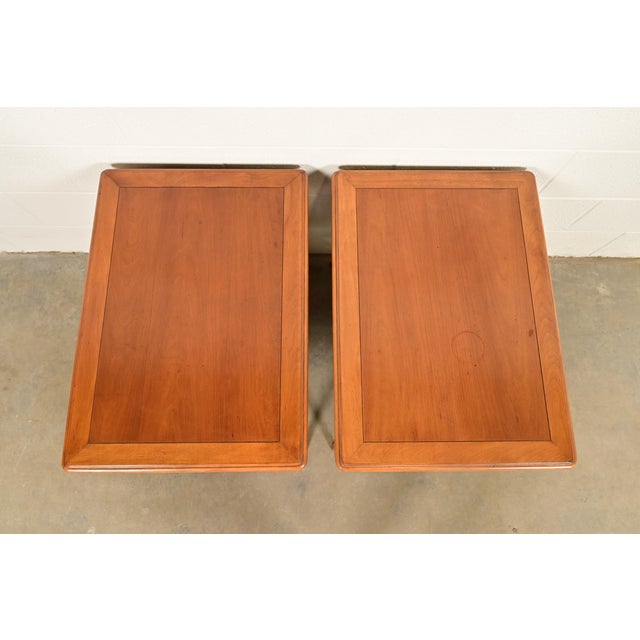 Hekman French Provincial Louis XV Carved Walnut Nightstands or Side Tables, Pair For Sale - Image 13 of 16