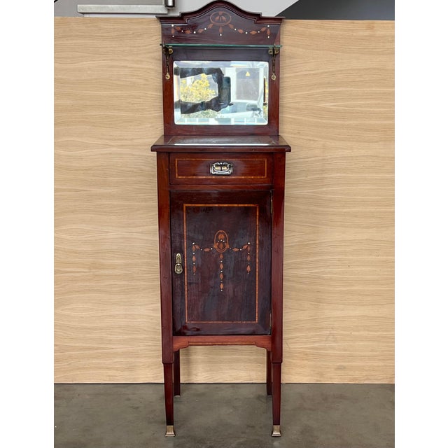 1900s, Art Nouveau Pair of Walnut Nightstands with Crest and Glass Shelve For Sale - Image 17 of 18