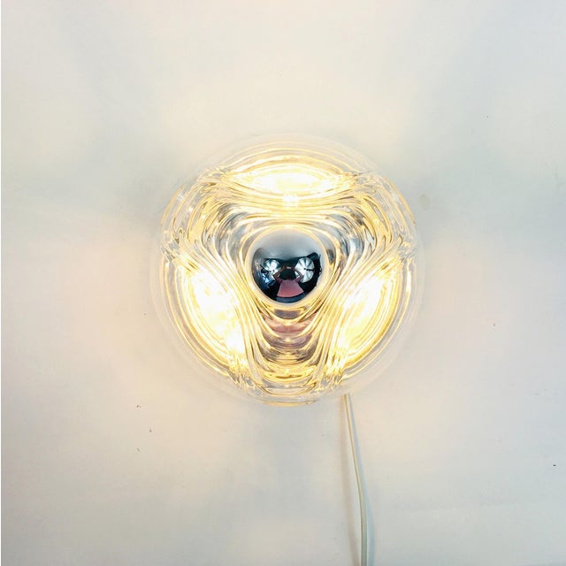 1970s Glass Wave/Futura Wall Lamps by Koch & Lowy for Peill & Putzler, Germany, 1970s, Set of 2 For Sale - Image 5 of 12