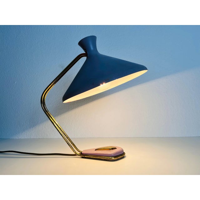 An Italian table lamp made in the 1960s. The lighting has an exceptional design which is similar to the table lamps made...