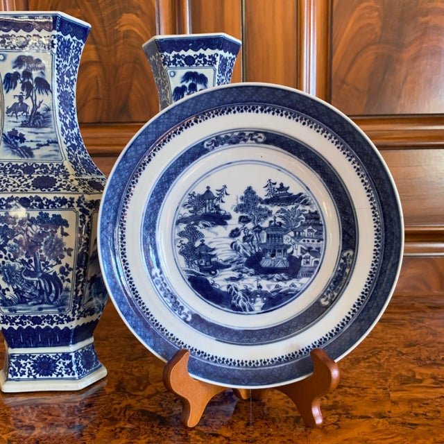 Chinese Antique Blue and White Export Porcelain Garniture- 3 Pieces For Sale - Image 4 of 17