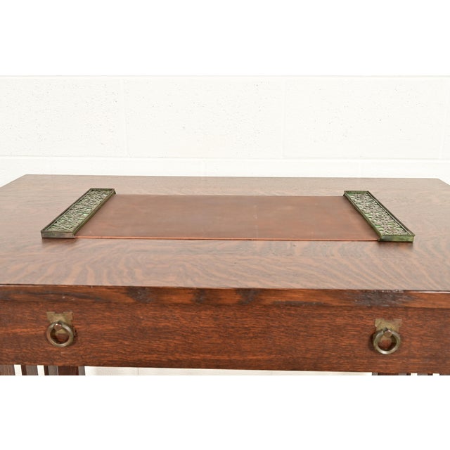 Tiffany Studios Apollo Studios New York Arts & Crafts Grapevine Pattern Bronze and Slag Glass Blotter Ends With Leather Desk Blotter For Sale - Image 4 of 15
