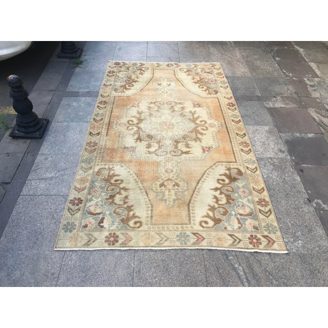 Vintage Turkish Hand Knotted Nomadic Wool Rug - 4′5″ × 7′8″ For Sale - Image 11 of 11