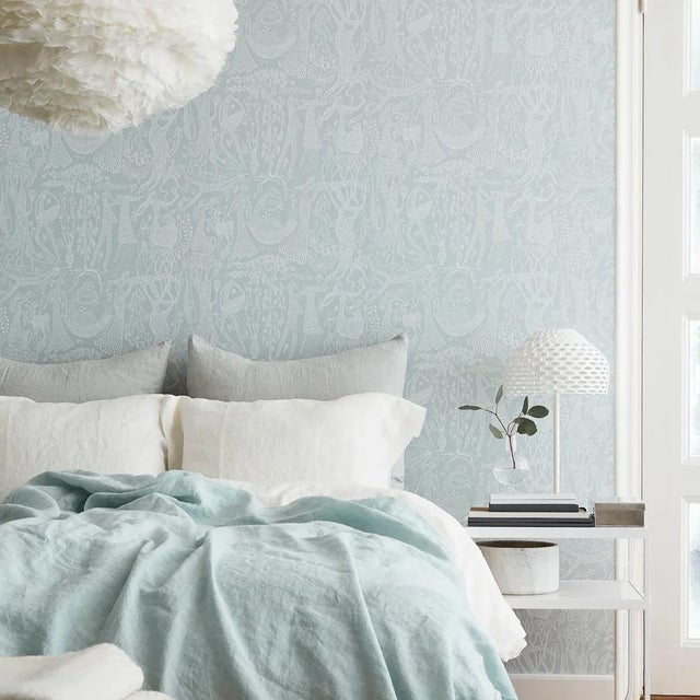 Mid-Century Modern Borastapeter Poème D´Amour Wallpaper in Mineral For Sale - Image 3 of 4