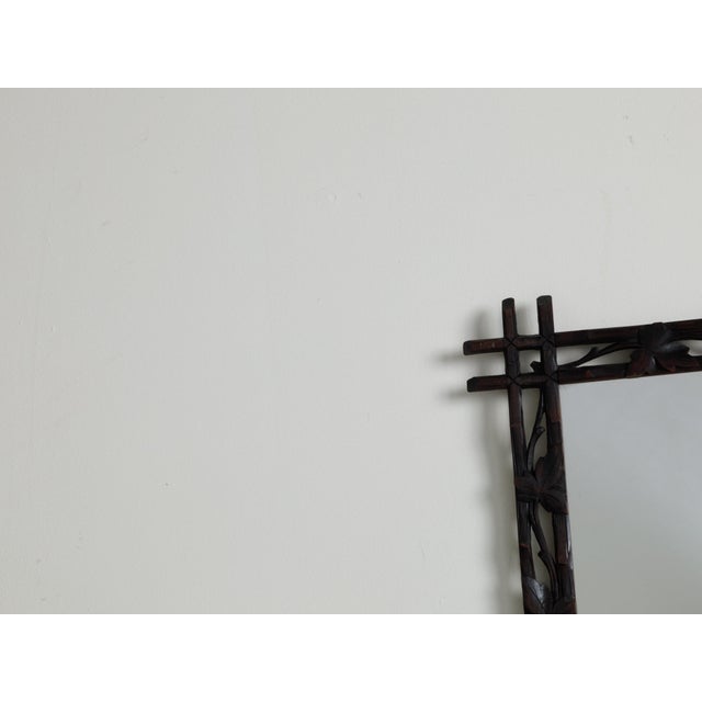 Black Forest 1900s Mirror with Carved Vine Motifs and Intersecting Corners For Sale In Atlanta - Image 6 of 7