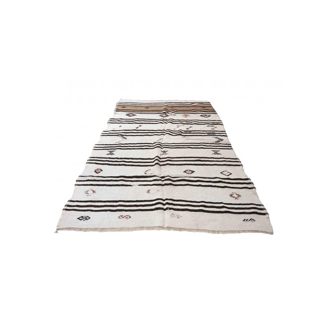 Turkish Vintage Turkish Hemp Kilim Rug - 5`8" X 9`9" For Sale - Image 3 of 6