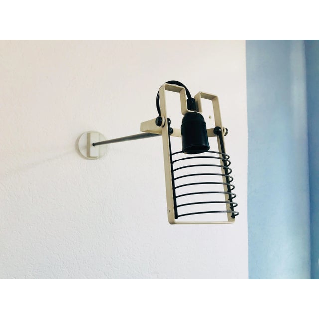 White Sintesi Wall Light by Ernesto Gismondi for Artemide, Italy, 1970s For Sale - Image 8 of 11