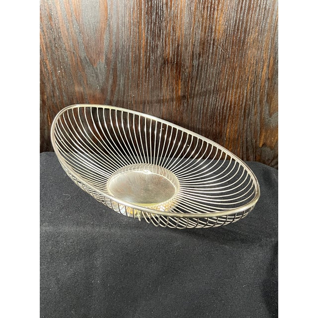 Mid-Century Modern Vintage Mid-Century Modern Silverplate Bread Baskets - a Pair For Sale - Image 3 of 13