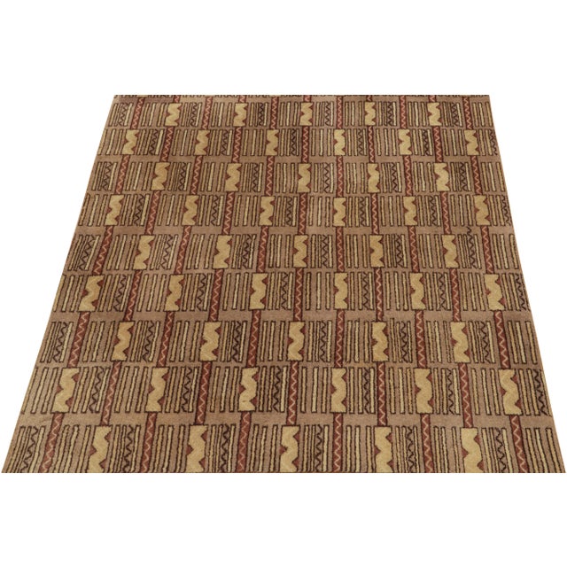 Traditional 1960s Vintage Deco Rug in Beige-Brown and Red Geometric Pattern For Sale - Image 3 of 7