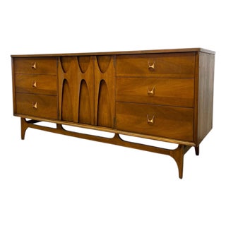 1970s Vintage Mid Century Modern Broyhill Brasilia 9 Drawer Dresser Solid Walnut With Original Handles For Sale
