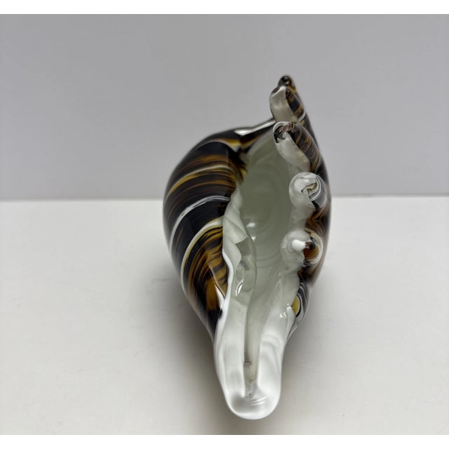 1990s Vintage MCM Murano Style Art Glass Conch Shell Brown Swirl Paperweight For Sale - Image 5 of 8