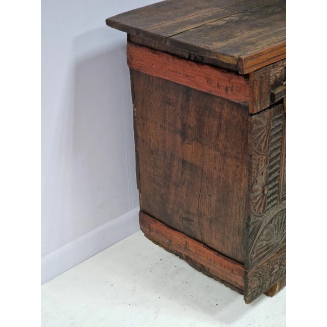 Mid-19th Century Sardinian Chest in Chestnut Wood For Sale - Image 10 of 11