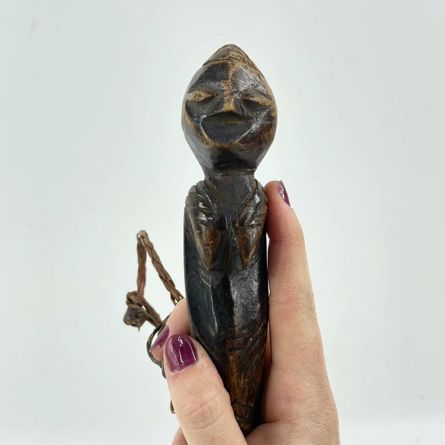 African Early 20th Century Kuba Kongo Knife in Sheath For Sale - Image 3 of 12