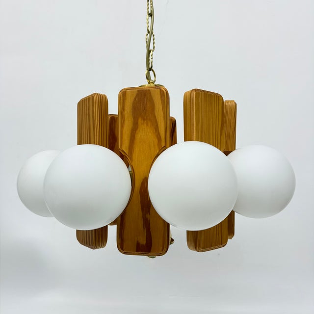 Mid-Century Modern Vintage Pine Wooden Chandelier with Glass Globes, 1970s For Sale - Image 3 of 18