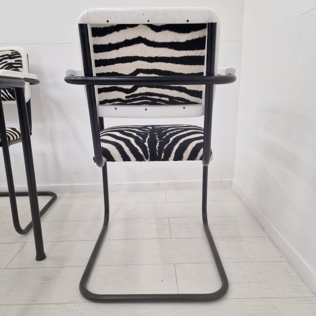 Bauhaus-Style Cantilever Dining Set in Steel, 1970s, Set of 4 For Sale - Image 13 of 18