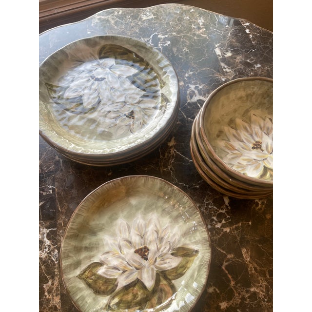 1970s 1970s Plates and Bowls With White Flowers & Green Leaves From Hand-Painted Collection - Set of 12 For Sale - Image 5 of 8