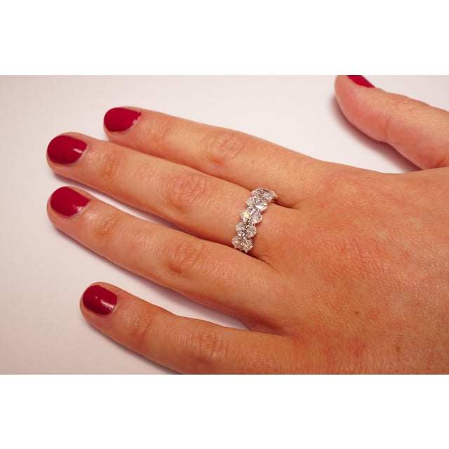 2010s 2.10 Carat Oval Brilliant Cut Diamond Band in 14K White Gold For Sale - Image 5 of 5