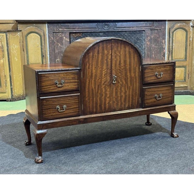 English Buffet Bar in Walnut and Mahogany, 1930s For Sale - Image 16 of 18