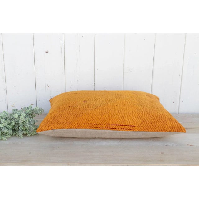 Gold Mica Silk Phulkari Pillow For Sale In Los Angeles - Image 6 of 9