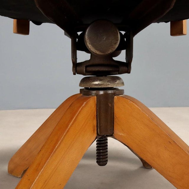Wood Vintage Swivel Chair in Wood and Leatherette, Italy, 1950s For Sale - Image 7 of 12
