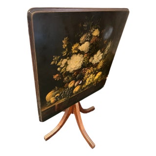 1940s Hand-Painted Ferguson Tilt-Top Chinoiserie Table For Sale