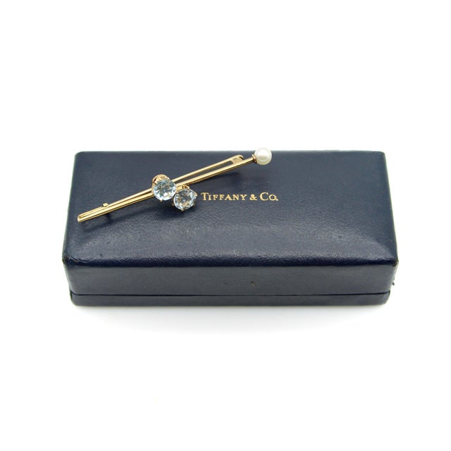 1900 - 1909 Early 20th Century Tiffany & Co. Edwardian 16k Gold Scarf Pin/ Brooch With Aquamarine and Pearl For Sale - Image 5 of 9