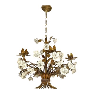 1960s Hollywood Regency Italian Gold Gilt Tole White Porcelain Roses Chandelier For Sale