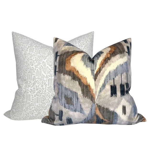 Traditional Morris Pillow Cover in Natural, 20x20 Pillow For Sale - Image 3 of 3