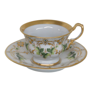 Carl Tielsch C T Germany Bone China Leaf Teacup and Saucer 4511b