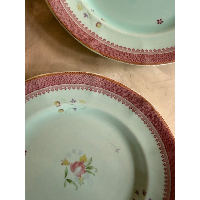 1950s Lowestoft Calyx Ware Adams Dinner Plates Vintage English China 10.25 - Set of Two (2) For Sale In Chicago - Image 6 of 7