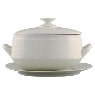 Lace Lidded Tureen with Sauger by Raija Uosikkinen for Arabia, 1960s, Set of 2 For Sale