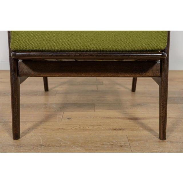 Model 300-139 Armchair from Swarzędz Furniture Factory, 1960s For Sale - Image 15 of 18