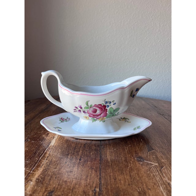 Spode Marlborough Sprays Pattern Design: Floral, Pink Trim On Edge Made in England Discontinued pattern, produced from...