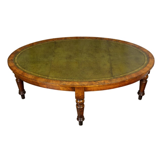 English 19th Century Mahogany Table with Green Leather Oval Top and Turned Legs For Sale