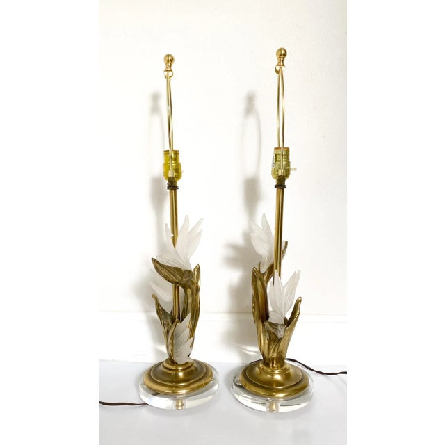 Stiffel 1970's Stiffel Brass and Lucite Bird of Paradise Table Lamps - a Pair For Sale - Image 4 of 13