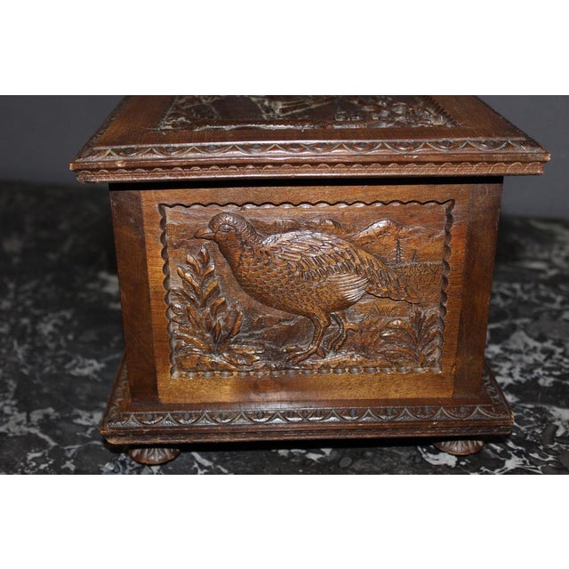 Box in Walnut with Animals Decoration For Sale - Image 13 of 15