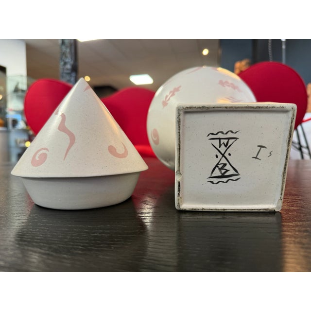 Vintage Ceramic Vase, 1980, in Very Good conditions. Designed 1980 to 1989