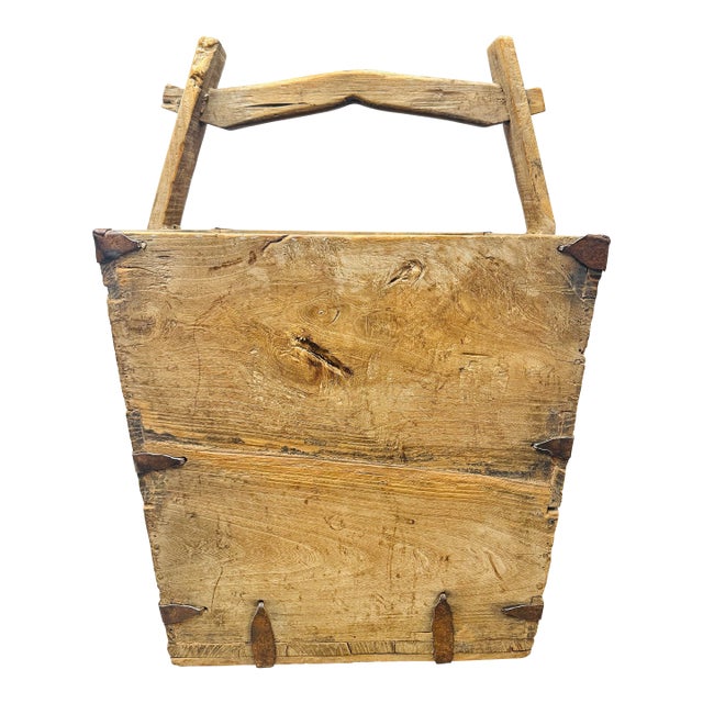 Early 19th Century Antique Asian Harvesting Grain Bucket For Sale