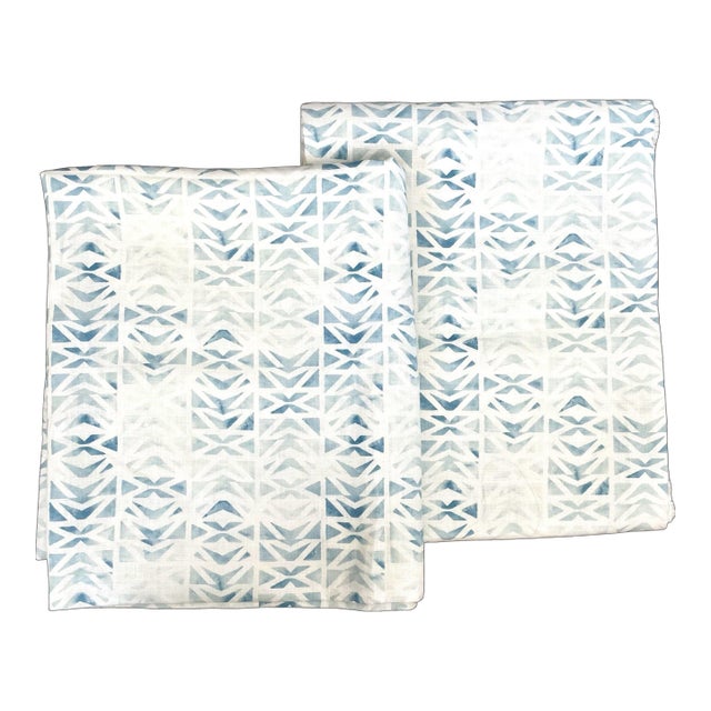 Savannah Hayes Lisbon Ombre Belgium Linen Fabric. Blue and White. 5 Yd. 2pc For Sale