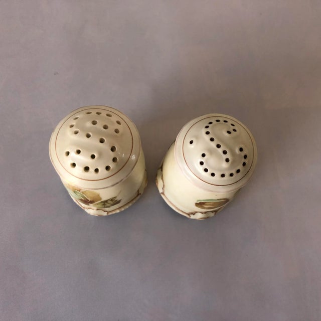Victorian Antique Art Nouveau Silesia "Old Ivory" Pattern Salt & Pepper Shakers- a Pair For Sale - Image 3 of 6
