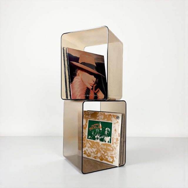 Display Stands in Smoked Acrylic Glass, 1970s, Set of 2 For Sale - Image 6 of 17