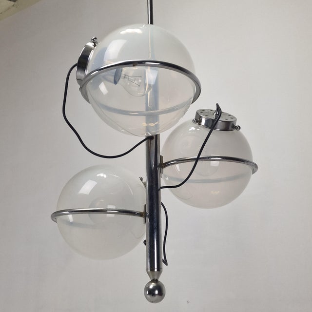 Italian Chrome Lamp with Three Opaline Glass Globes, 1970s For Sale - Image 16 of 17