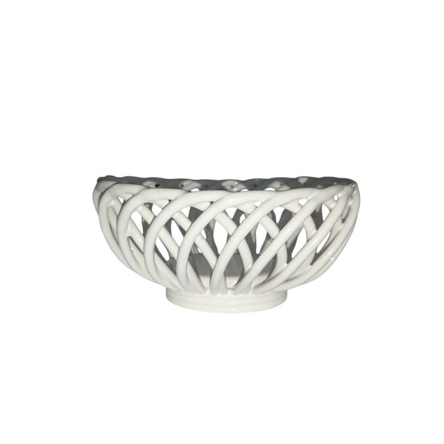 Farmhouse Vintage Stoneware Ceramic Pottery Lattice Fruit Bowl For Sale - Image 3 of 11