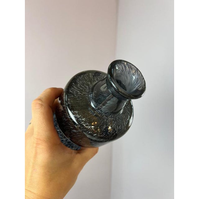 Vase in Grey by Bo Borgström for Åseda Glasbruk For Sale - Image 5 of 11